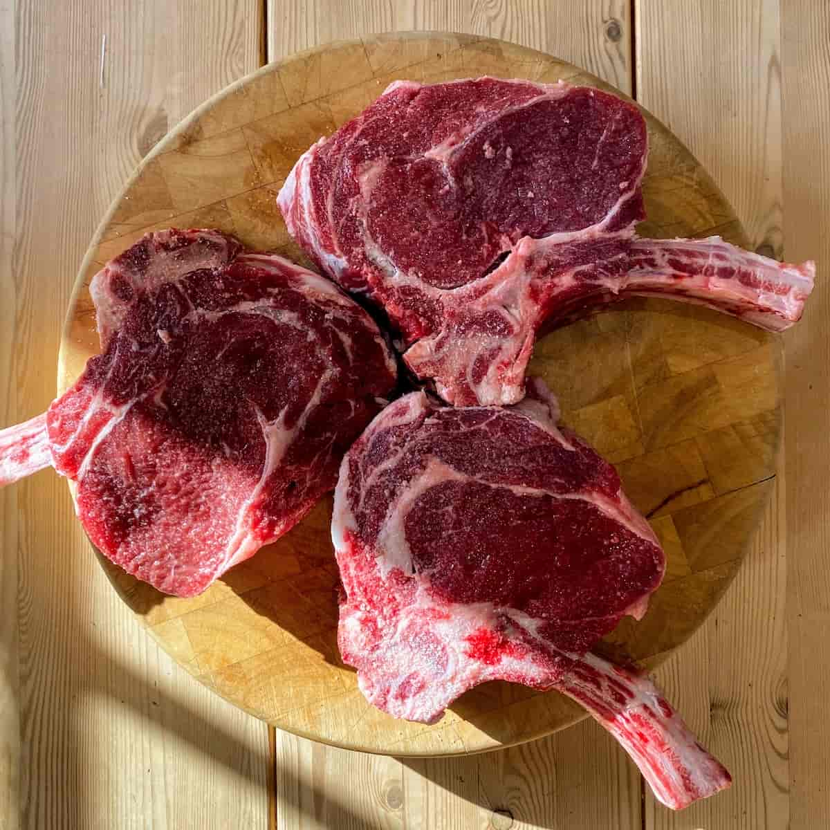 Dlaczego warto ograniczać spożycie czerwonego mięsa w starszym wieku?