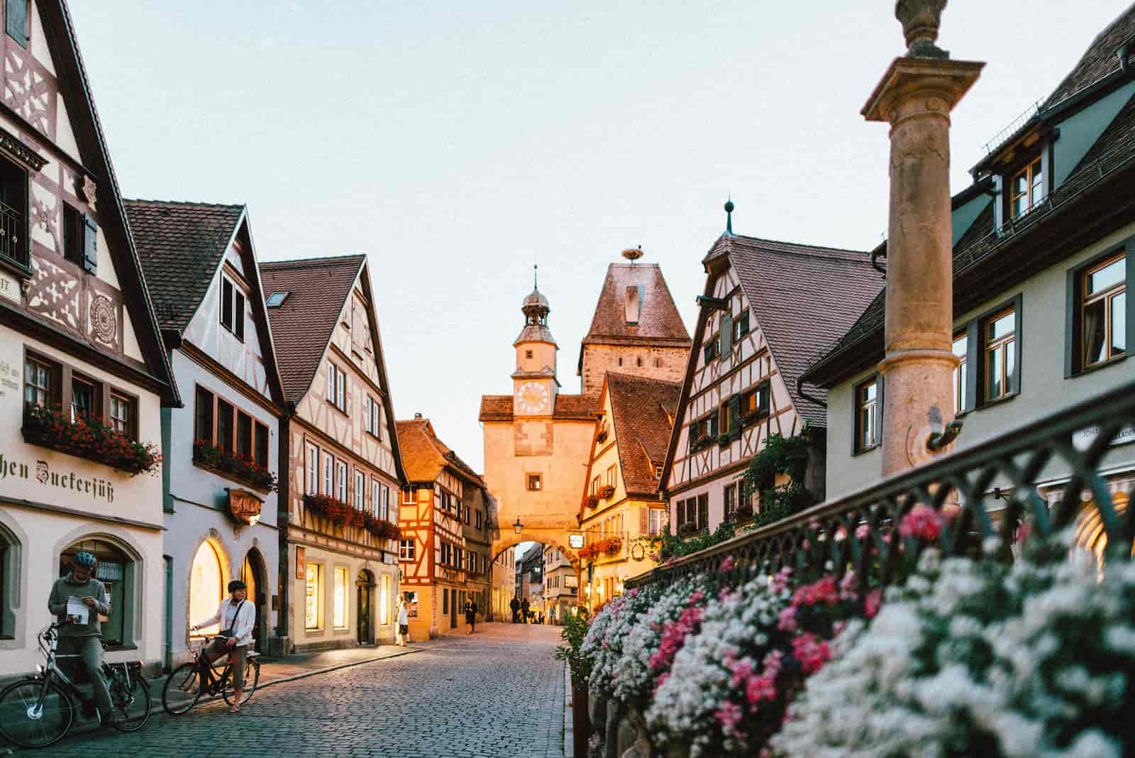 Jakie są najważniejsze atrakcje turystyczne i miejsca do zobaczenia w Niemczech dla osób w podeszłym wieku?
