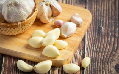 Czy jeść czosnek przy dnie moczanowej?